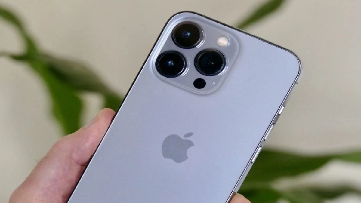 iPhone 15 की कीमत अचानक हुई धड़ाम, iPhone 16 के ऐलान के बाद दाम में आई बड़ी गिरावट