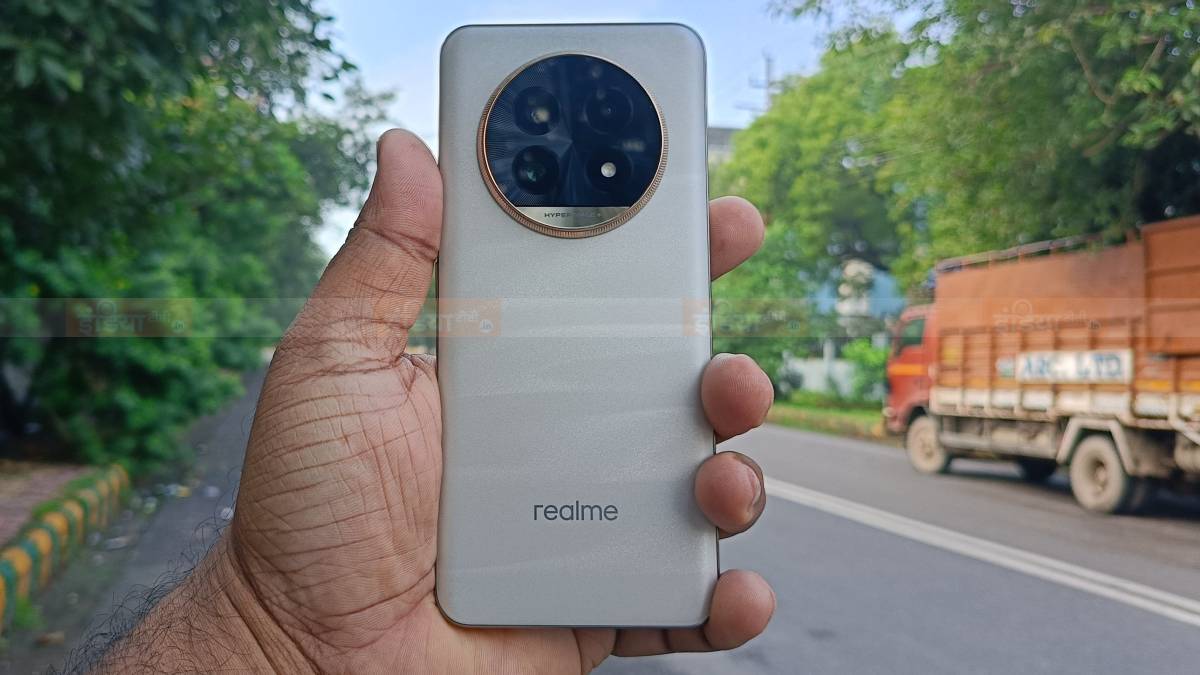 Realme 13 Pro+ Review: मिड बजट में अच्छे डिजाइन और कैमरे वाला फोन, कुछ चीजें करेंगी निराश