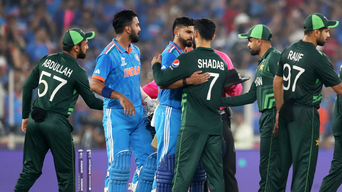 चैंपियंस ट्रॉफी करवाने के लिए PCB ने पकड़ी जिद, ICC को इस बारे में सोचने की दी सलाह