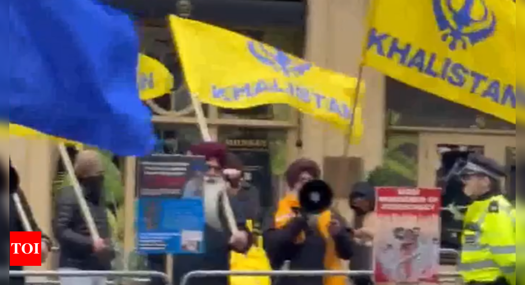 Indians in London counter pro-Khalistan protest with ‘Bharat Mata Ki Jai’ outside high commission | India News